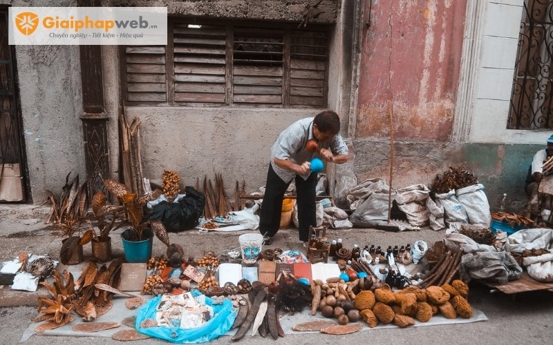 bán gì không đụng hàng bán gì không đụng hàng